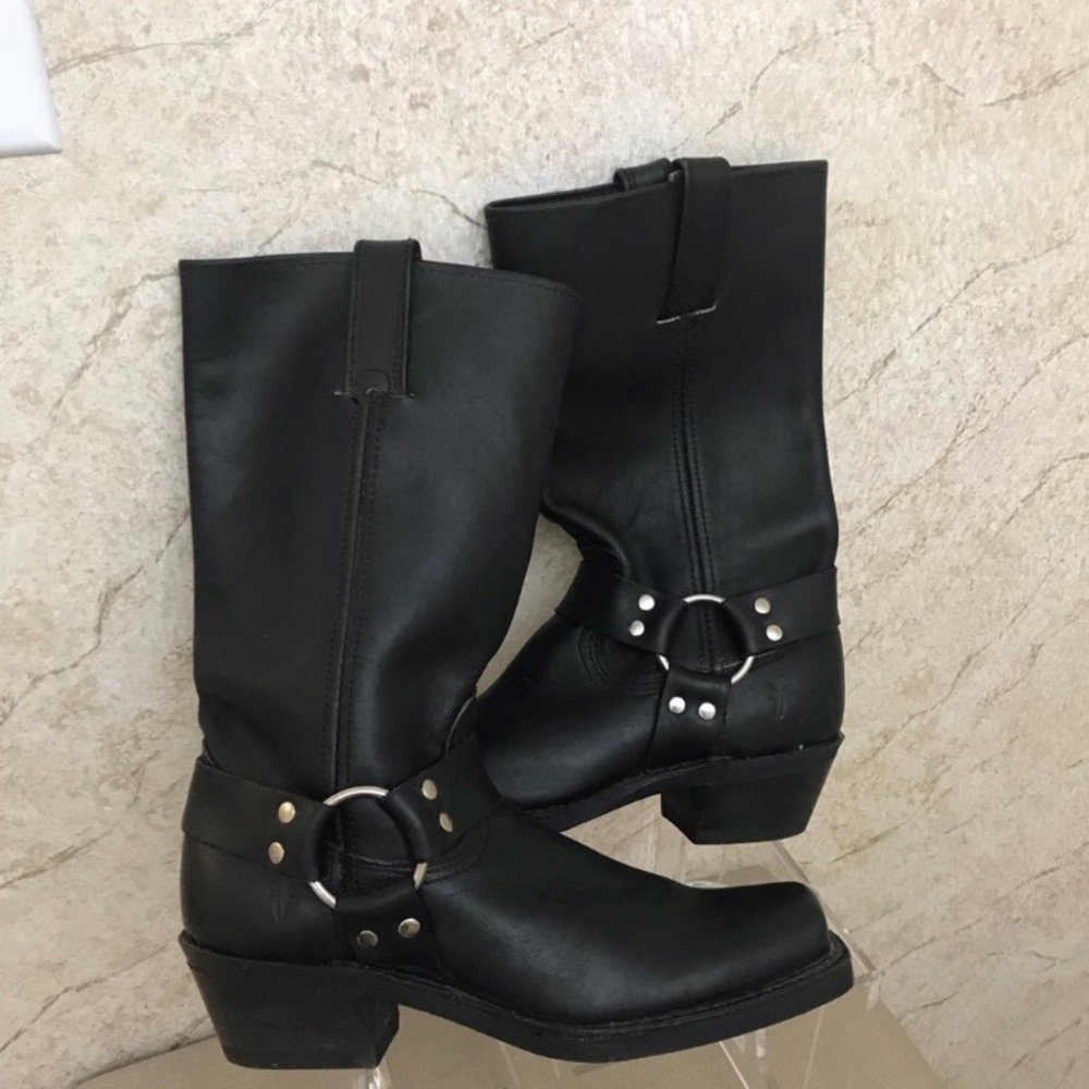 FRYE BLACK BOOTS SIZE 7
